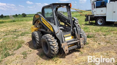 skid steer loader l234